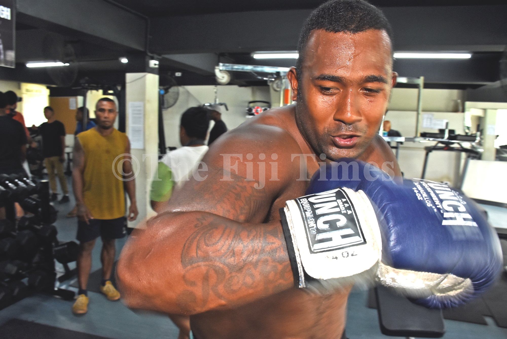 title youth boxing set