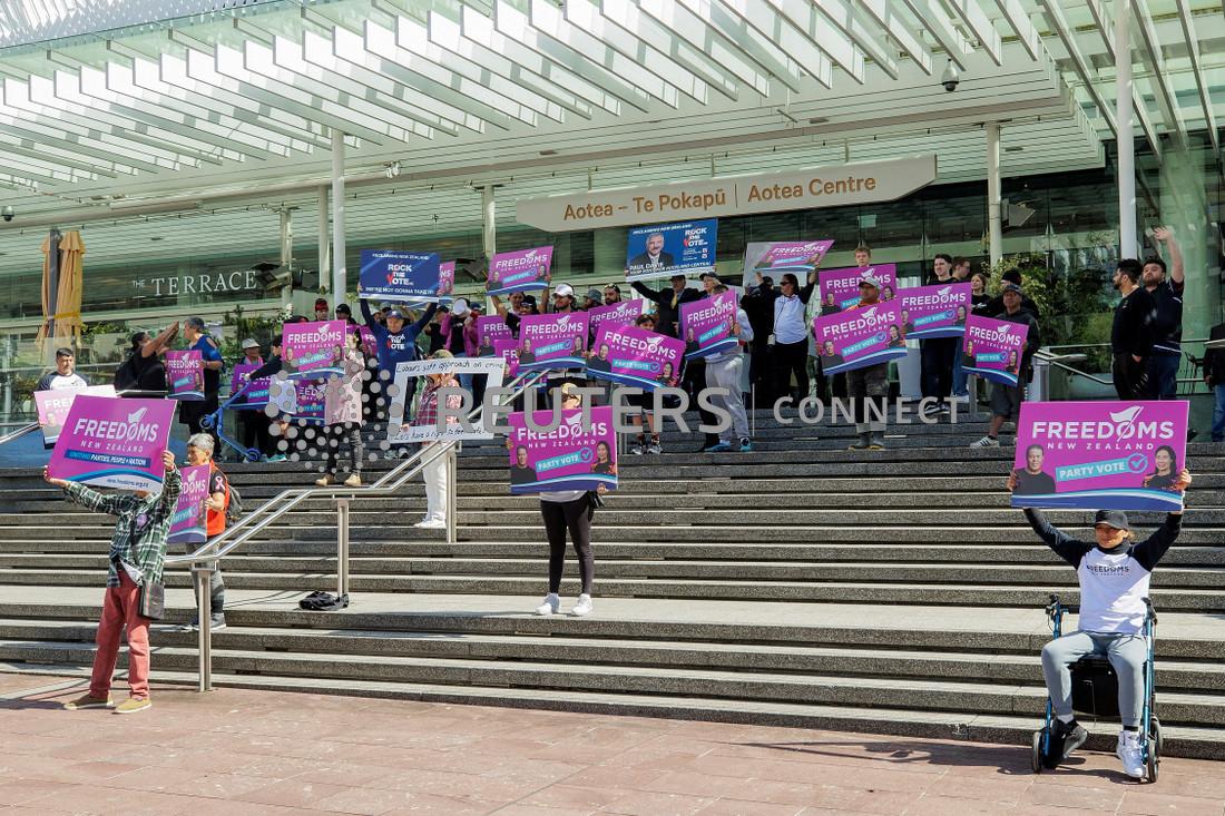 New Zealanders start voting in Oct. 14 general election New Zealanders start voting in Oct. 14 general election